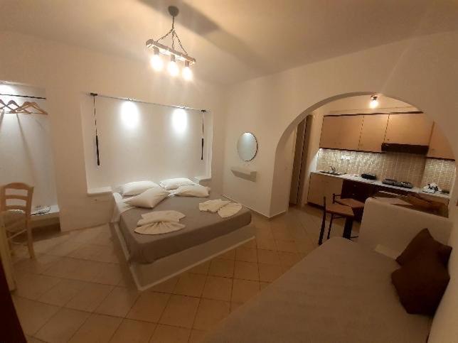 Naxos City Little Yard Studios & Apartments #6 מראה חיצוני תמונה